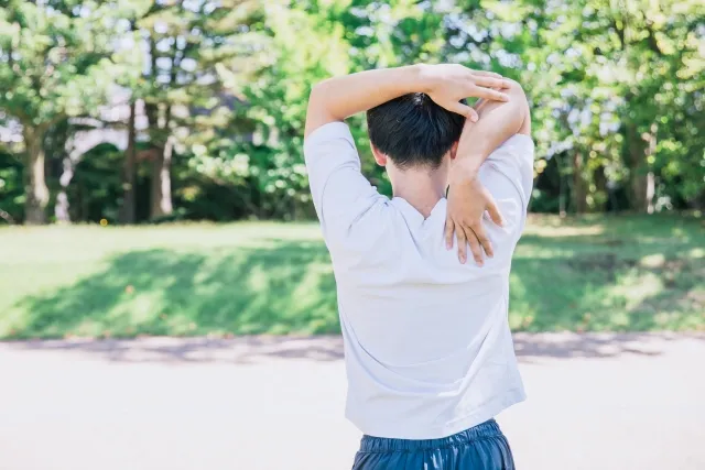 交通事故による肩甲骨や腕の運動に与える影響